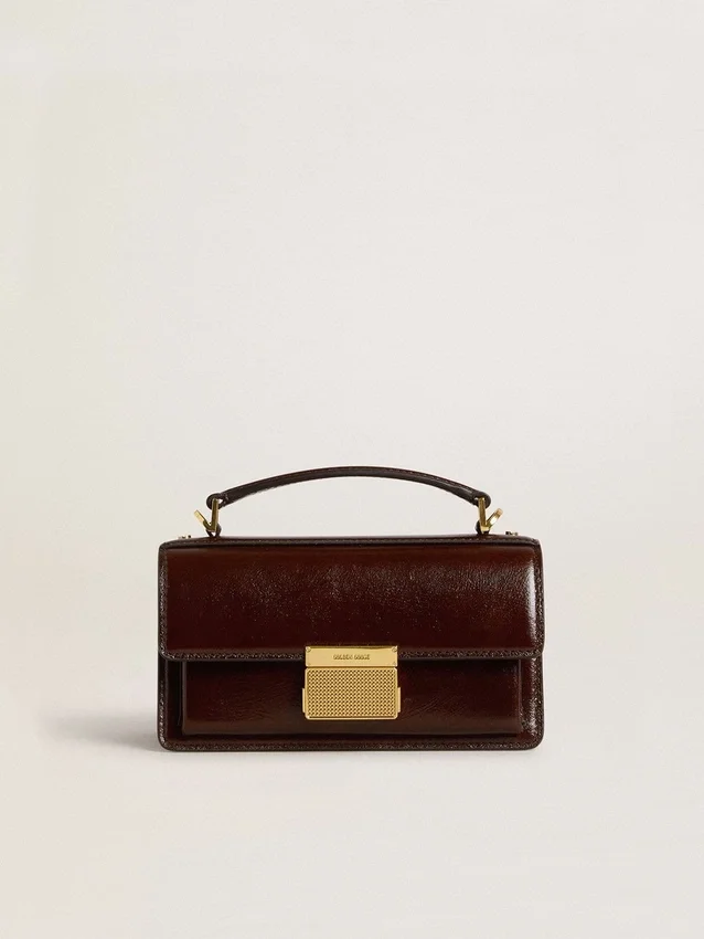 Bolso Venezia pequeño en cuero laminado marrón oscuro con detalles dorados