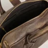 Bolso Vita en cuero vintage marrón con detalles dorados