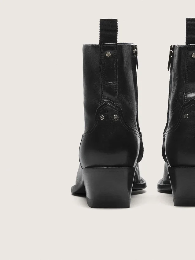 Botas bajas Debbie para hombre en cuero negro
