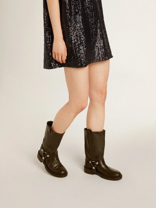 Botas Kurt de cuero negro con hebilla plateada