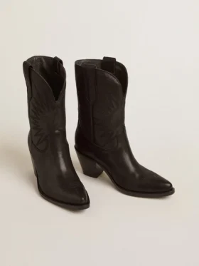 Botas Wish Star de caña baja en cuero negro con estrella incrustada tono sobre tono