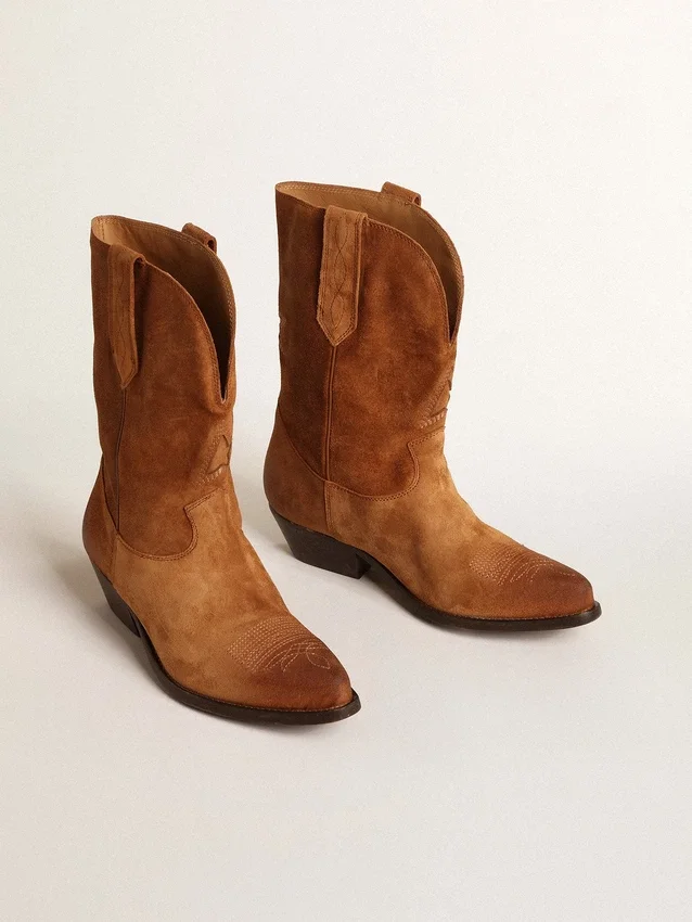 Botas Wish Star de caña baja en gamuza color coñac con estrella incrustada