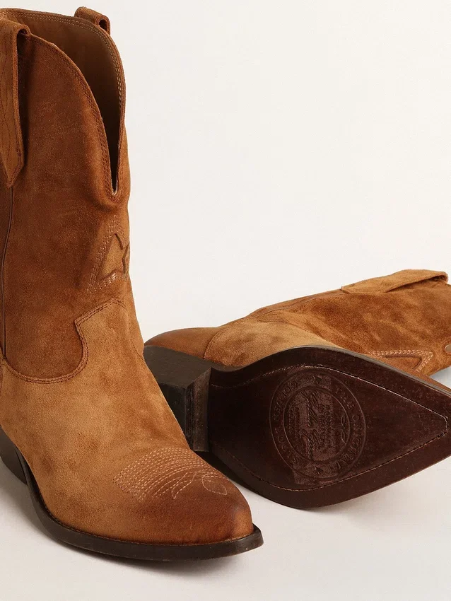 Botas Wish Star de caña baja en gamuza color coñac con estrella incrustada