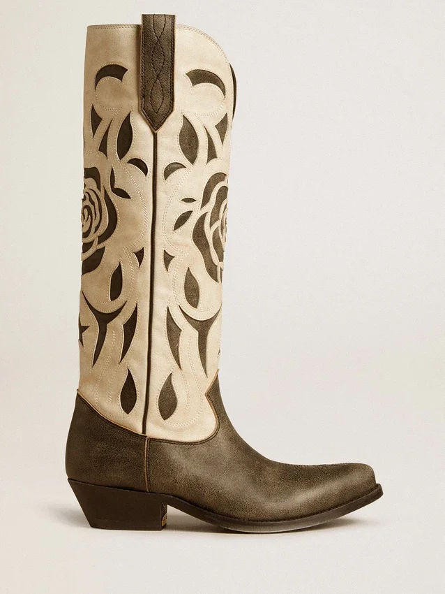 Botas Wish Star en cuero blanco y negro con incrustaciones de rosas y estrellas