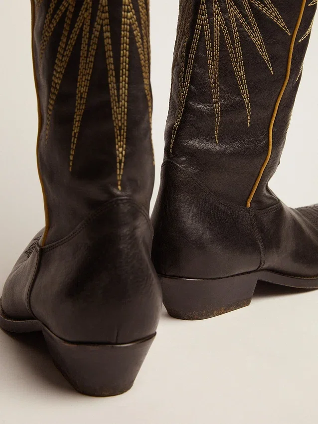 Botas Wish Star en cuero negro con estrella incrustada de cuero laminado platino