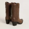 Botas Wish Star en piel gris paloma con detalles de incrustaciones tono sobre tono