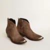 Botas Young de gamuza marrón oscuro