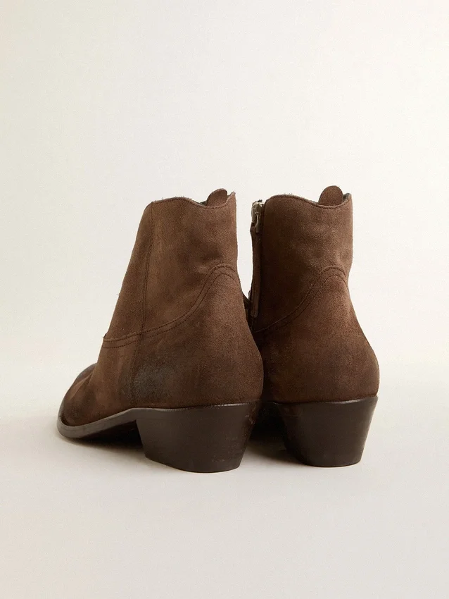Botas Young de gamuza marrón oscuro