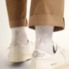 Calcetines blancos con una estrella de cristal en la parte trasera