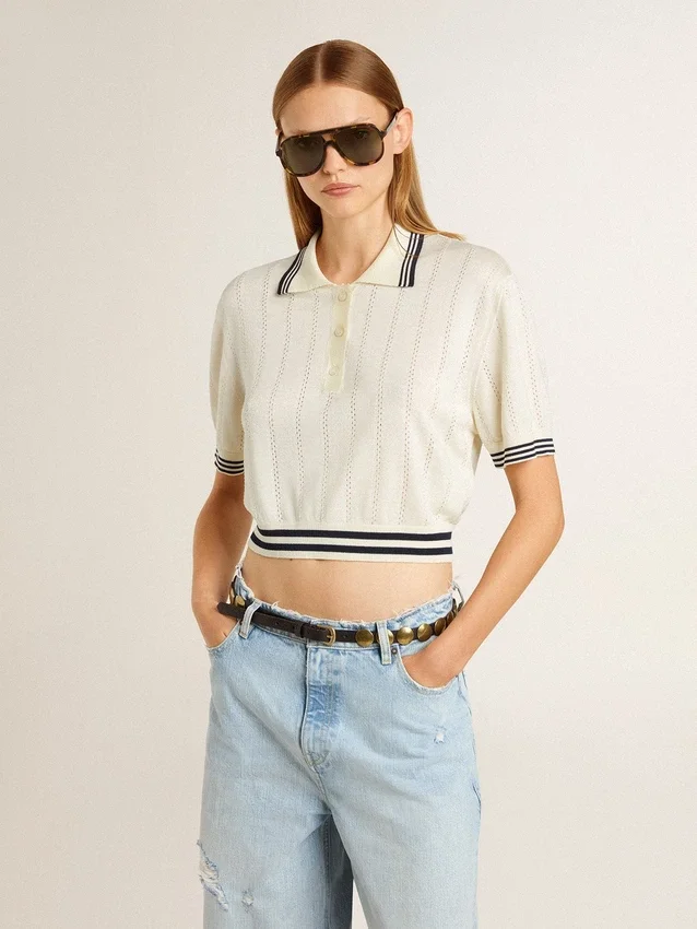 Camisas cortas de algodón blanco desgastado para mujer con ribetes azules
