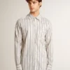 Camisas de algodón blancas para hombre con finas rayas color burdeos