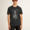 Camisas de algodón para hombre en negro desgastado con estampado en el frente