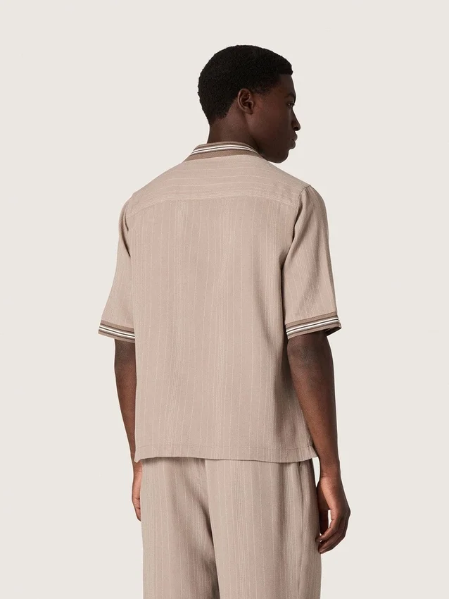 Camisas de manga corta para hombre en lana fresca gris con rayas finas