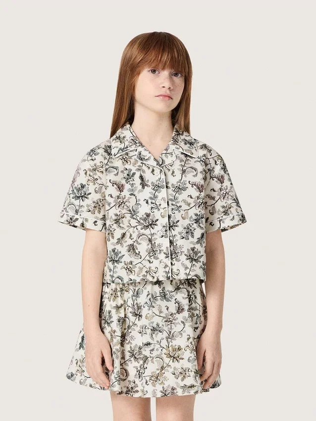 Camisas de manga corta para niñas Journey en lona de algodón blanca con estampado floral verde