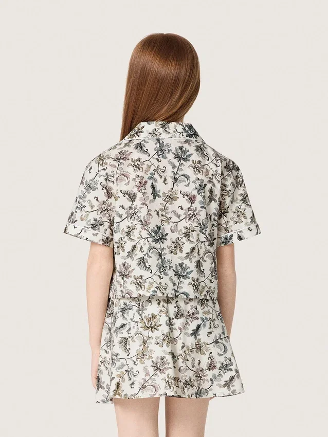 Camisas de manga corta para niñas Journey en lona de algodón blanca con estampado floral verde