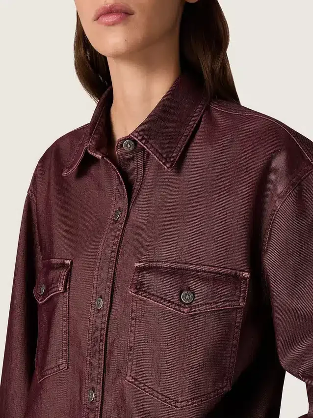 Camisas de mujer en denim color burdeos