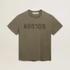 Camisas para mujer en verde oliva con letras doradas