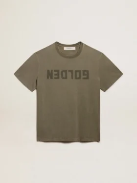 Camisas para mujer en verde oliva con letras doradas