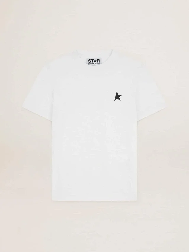 Camiseña de la Star Collection con estrella negra en el frente