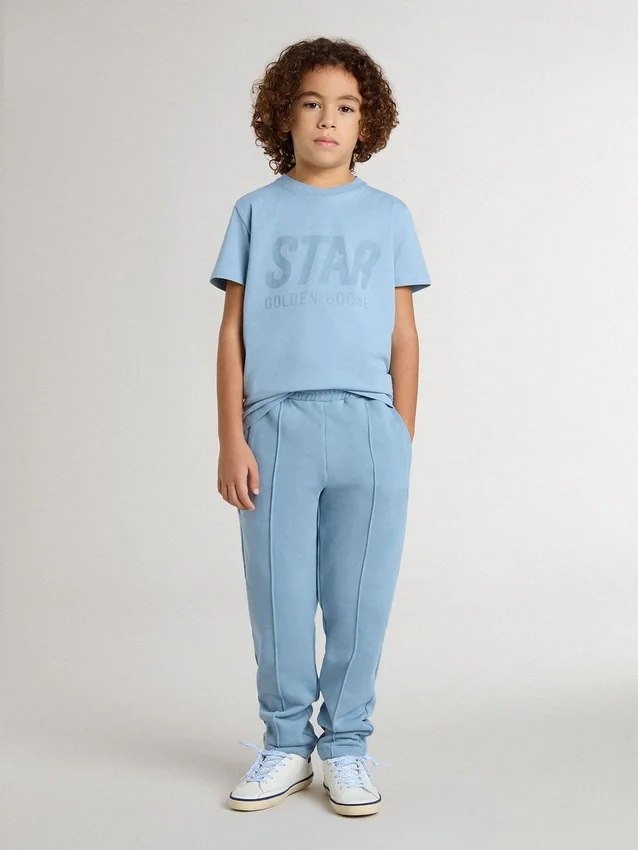 Camiseta azul claro para niños con estampado