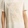 Camiseta blanca para mujer con estampado floral