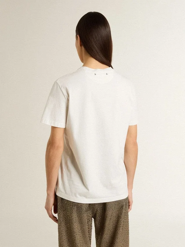 Camiseta blanca para mujer con estampado negro en el pecho