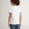 Camiseta blanca para niños con estampado azul