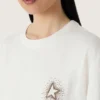 Camiseta de mujer con estampado en la espalda