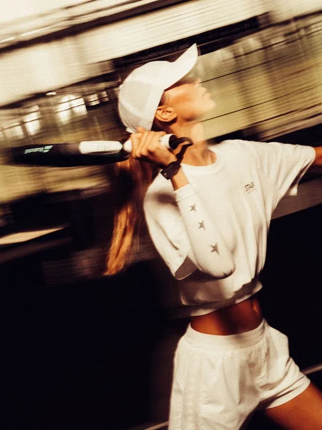 Shorts deportivos blancos de doble capa para mujer