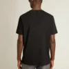 Camiseta desgastada de la Golden Collection en negro vintage