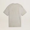 Camiseta gris de hombre con efecto vintage y estampado en el frente
