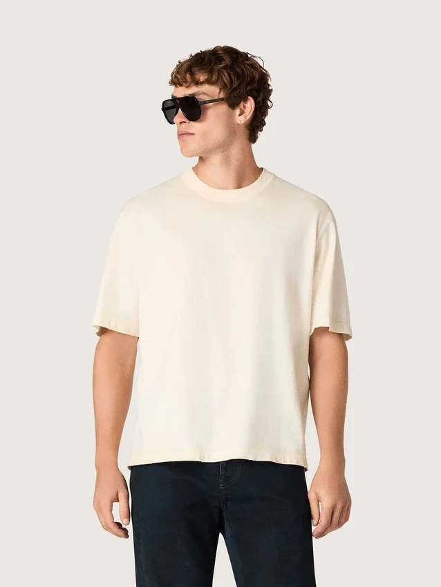 Camiseta unisex Star de algodón en blanco vintage con estampado negro en la espalda