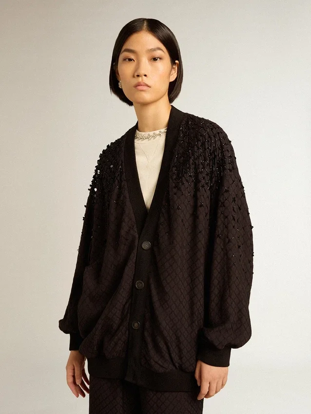 Cardigan negro para mujer con bordado en tonos degradados