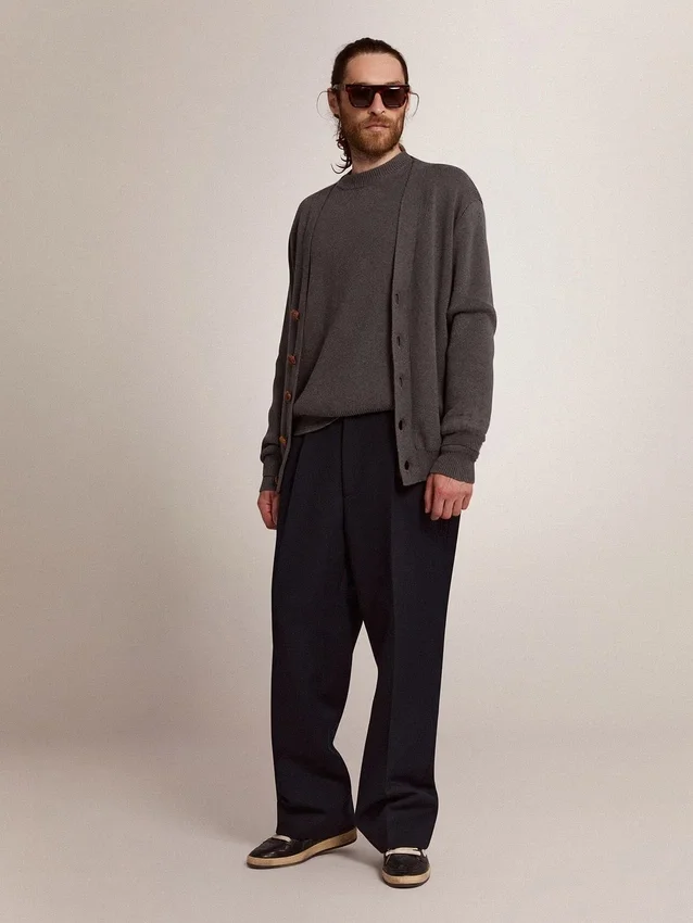 Cardigan para hombre de algodón gris melange con logotipo en la espalda