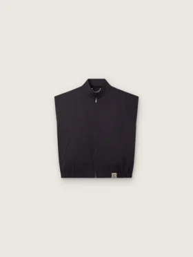 Chaleco para hombre en sarga de algodón azul oscuro con cremallera y etiqueta con estampado de bandera