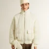 Chaqueta acolchada color crema para mujer