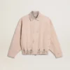 Chaqueta bomber de mezclilla teñida de rosa para mujer