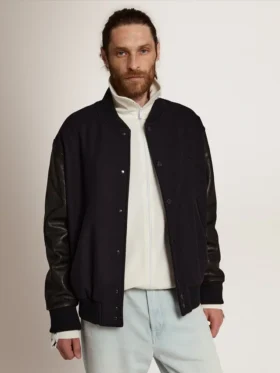 Chaqueta bomber para hombre de lana azul oscuro con mangas de cuero