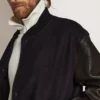 Chaqueta bomber para hombre de lana azul oscuro con mangas de cuero