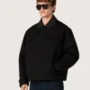 Chaqueta corta acolchada para hombre en algodón negro con cuello de cuero