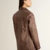 Chaqueta de cuero marrón para mujer