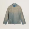 Chaqueta de mezclilla para hombre con efecto desgastado y cremallera