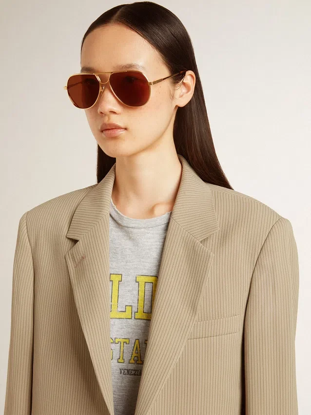 Chaqueta de mujer de un solo pecho con rayas finas de color beige y corte oversize