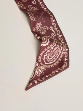 Cinta de sarga de seda color burdeos con diseño de paisley