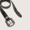 Cinturón de mujer de cuero negro con tachuelas