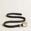 Cinturón negro de cuero lavado con hebilla color plata
