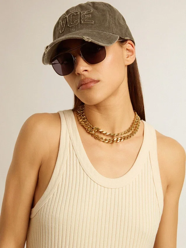 Collar de cadena trenzada color oro antiguo con cierre en forma de estrella