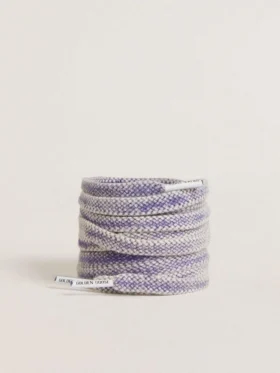 Cordones de algodón en tono púrpura desgastado con puntas con el logotipo
