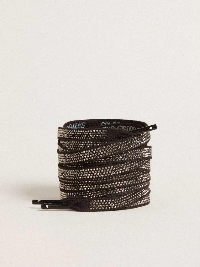 Cordones de algodón negros con cristales Swarovski plateados y logotipo blanco
