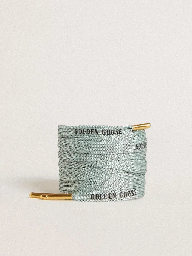 Cordones de lurex gris con logotipo negro en contraste